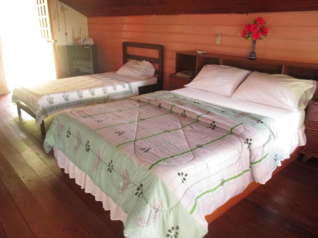 Hotel Flemming Tree Providencia Island Exterior foto